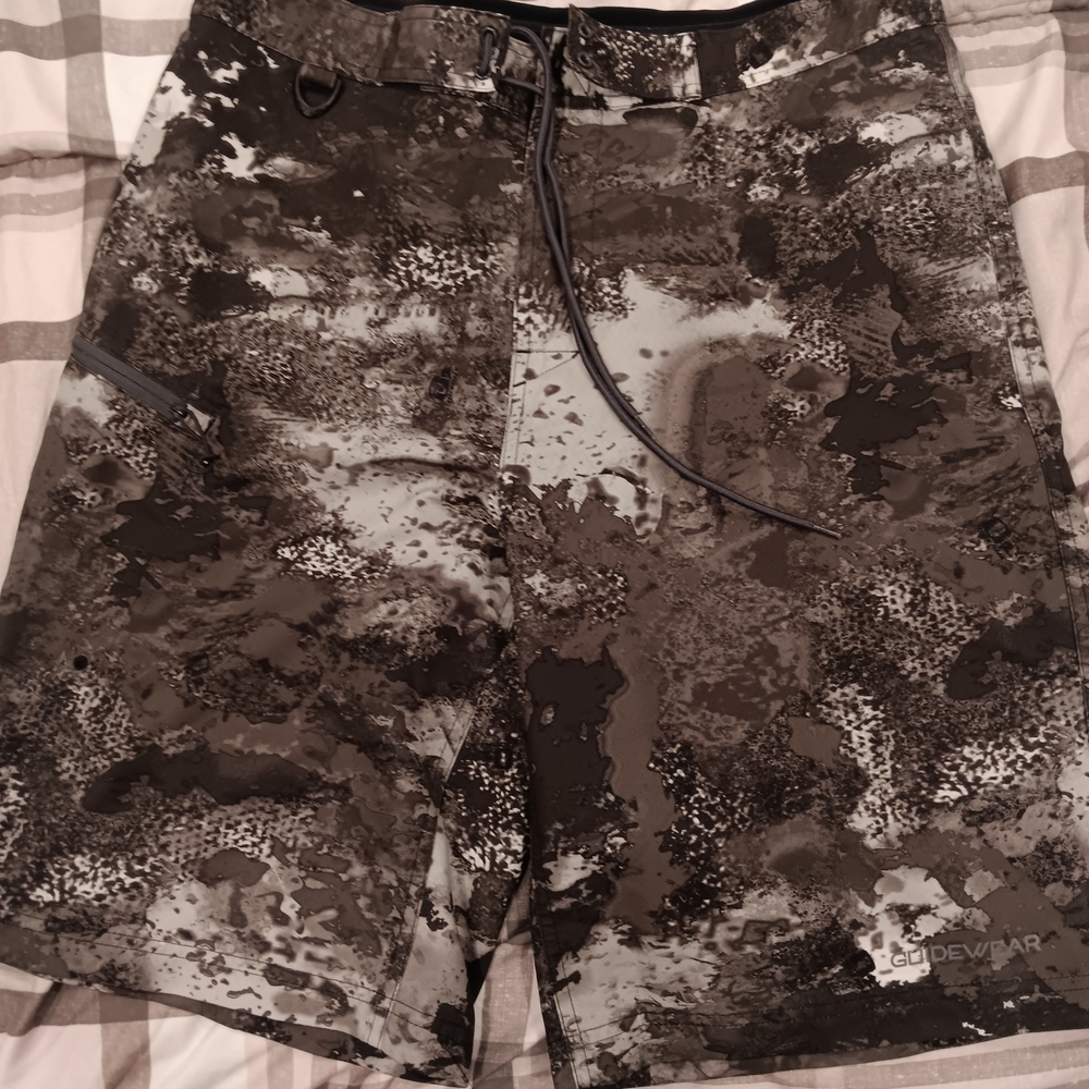 Cabela's Camouflage Shorts in Black and Gray